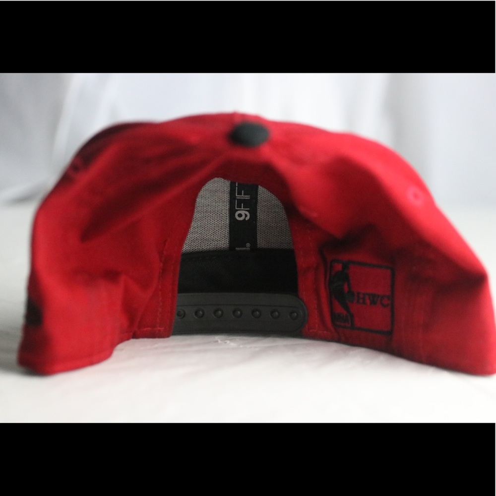 🔥 Miami Heat New Era Adjustable Snapback Hat 🔥 - Picture 4 of 8